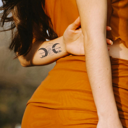 Tatuaje de camping