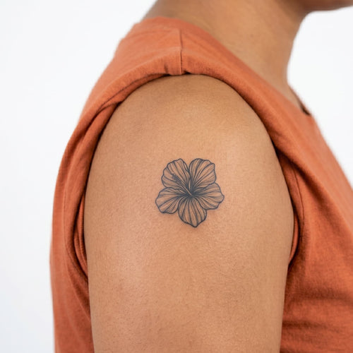 Tatuaje de hibisco