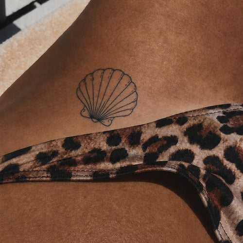 Tatouage ephemere coquille saint jacques faux tattoo coquillage femme 